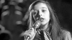 音乐短片 - Bewegende Trauerfeier für Andrea Jürgens ( 50)