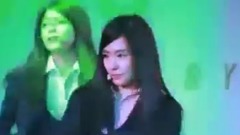 少女时代,Tiffany(少女时代),俞利(少女时代) - yuri:帕尼 我想一直在你身边啊(世纪拥抱)