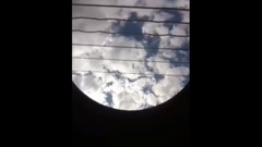 音乐短片 - 还有这种操作?把手机放进吉他里拍摄