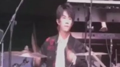 TFBOYS,易烊千玺 - 易烊千玺 架子鼓 表演