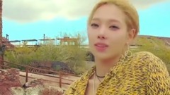 K.A.R.D - Hola Hola