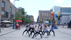 舞蹈视频 - Cherry Bomb(Dancing Kpop in Public Challenge)