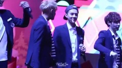 EXO,梁博,黄子韬,吴世勋(EXO) - EXO桃色 《男孩》