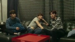 边伯贤(EXO),朴灿烈(EXO) - 论白白是否怕夫