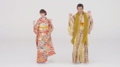 音乐短片 - 桐谷美玲和PICO太郎一起跳「PPAP」卖猫罐