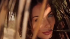 音乐短片 - Mack & Diesel - Touch It