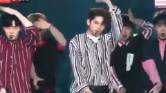 WANNA·ONE - ENERGETIC  2017 KCON 现场版 17/08/21