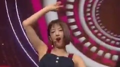 韩国群星,Apink,MAMAMOO,Red Velvet,GFriend - 看看这些韩国女团自家歌曲风格or舞台表演风格,你更喜欢哪一种?(部分女团合集)