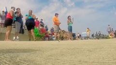 音乐短片 - Blue Angels Sneak Pass Reaction Chicago 2017 (Sunday)