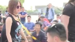 迷笛音乐节 - 乐迷'遛女孩儿'