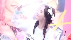 少女时代,允儿(少女时代) - 少女时代签售会 - 允儿Focus 超级可爱 认真的小公举 17/08/13