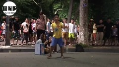 音乐短片 - T-Ara Nhập Cậu Bé Quẩy Tung Phố Đị Bộ