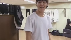防弹少年团 - Focus on JIMIN’S come hither look & Twitter合照