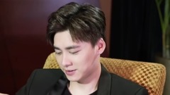 李易峰 - 同道大叔专访:李易峰的朋友圈竟然屏蔽了ta?快来围观爱钱的金牛峰峰