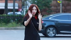 金泫雅,PRISTIN - [音乐银行行程] 入程停仪 - PRISTIN&泫雅