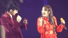 G-Dragon(BigBang),Sandara Park - HELLO
