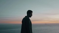 音乐短片,The Chainsmokers - Where Do I Go