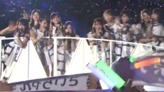 乃木坂46 - 裸足でSummer