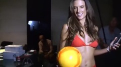 音乐短片 - C罗携维密超模性感大片