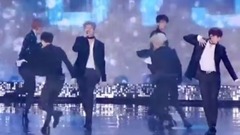 韩国群星,少女时代,f(x),EXO,AOA,防弹少年团 - 那些舞台录制遇上大雨的爱豆合集