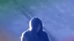 音乐短片 - Cry Softly