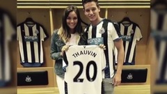 音乐短片 - 盘点今夏英超新援火辣另一半