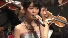 AKB48,乃木坂46 - 輝く未来