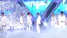 B.A.P - B.A.P - HONEYMOON - MBC Show Champion 现场版 17/09/06