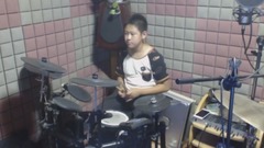 音乐短片 - My Life Would Suck Without You