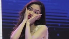 音乐短片 - Angelababy薄纱白裙有仙气 搓脸斜眼变逗比