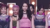少女时代,允儿(少女时代) - Hoilday 音乐中心 主允儿舞台主现场饭拍版 17/08/12