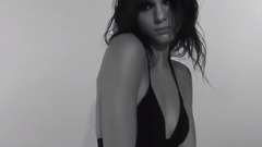 音乐短片 - 超模宝贝欲求不满撩湿发 美娇娥白嫩玉手游全身