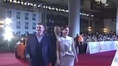 音乐短片 - 高尔夫美妞亮相红毯 曼妙身材引得口水直流