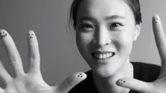 音乐短片 - 惠若琪蜂腰诱人可口 露脐装扮露人鱼线卖萌