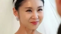 音乐短片 - 她是冯巩的女儿童星出道嫁的比刘诗诗好 丈夫为她不拍吻戏!