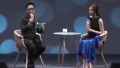 音乐短片 - 金妍儿短裙亮相甜美可人 防走光盖纱布遮腿