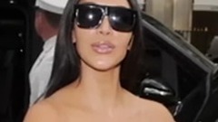 音乐短片 - 卡戴珊胸脯大敞秀乳沟 詹娜内衣外穿露美背