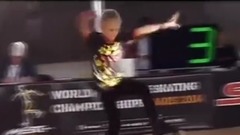 音乐短片 - 堪称原地小陀螺 轮滑小女孩逆天旋转瞠目结舌