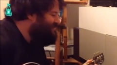 音乐短片 - 老爹为女儿弹奏歌曲<你一定是个漂亮的宝贝>