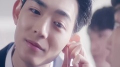 日本群星,搞笑音乐,音乐短片,日本娱乐 - 少女心校园暗恋广告<我的耳机分你一半>美女篇
