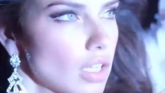 音乐短片 - 双乳耸入云长腿撩人 难怪斑马兽腰变成玻璃人