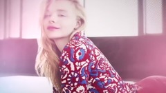 音乐短片 - 小贝准儿媳唯美写真 俏皮公主玉脂凝肌吹弹可破