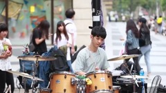 音乐短片 - 街头架子鼓演奏<王妃>