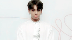 防弹少年团 - 第五辑LOVE YOURSELF 承Her记者会 防弹少年团拍照 TongTongTv新闻频 17/09/18