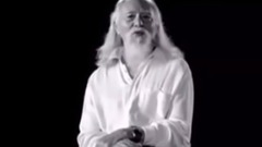 音乐短片 - Life Lessons From an 80 Year Old Who Became the Hottest Guy on Catwalk