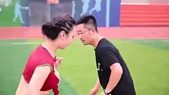 音乐短片 - 足球宝贝胸器带球过人