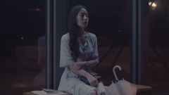 IU - Autumn Morning
