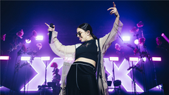 Charli XCX - Boys 官方现场版