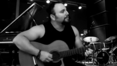 音乐短片 - Ne Olur Biraz De I Sen