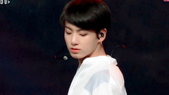 田柾国(防弹少年团),V(防弹少年团) - I NEED U 防弹少年团 中文字幕 BTS COMEBACK SHOW 17/09/21